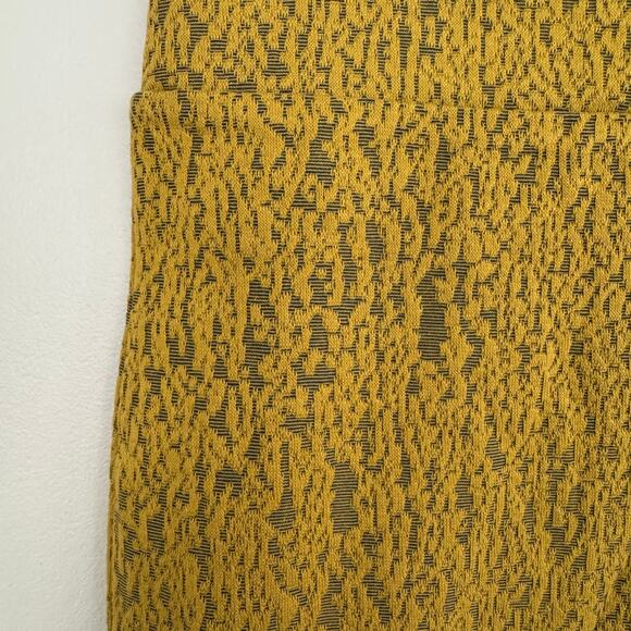 Lularoe Textured Pencil Cassie Skirt in a Mustard Print - Picture 4 of 5